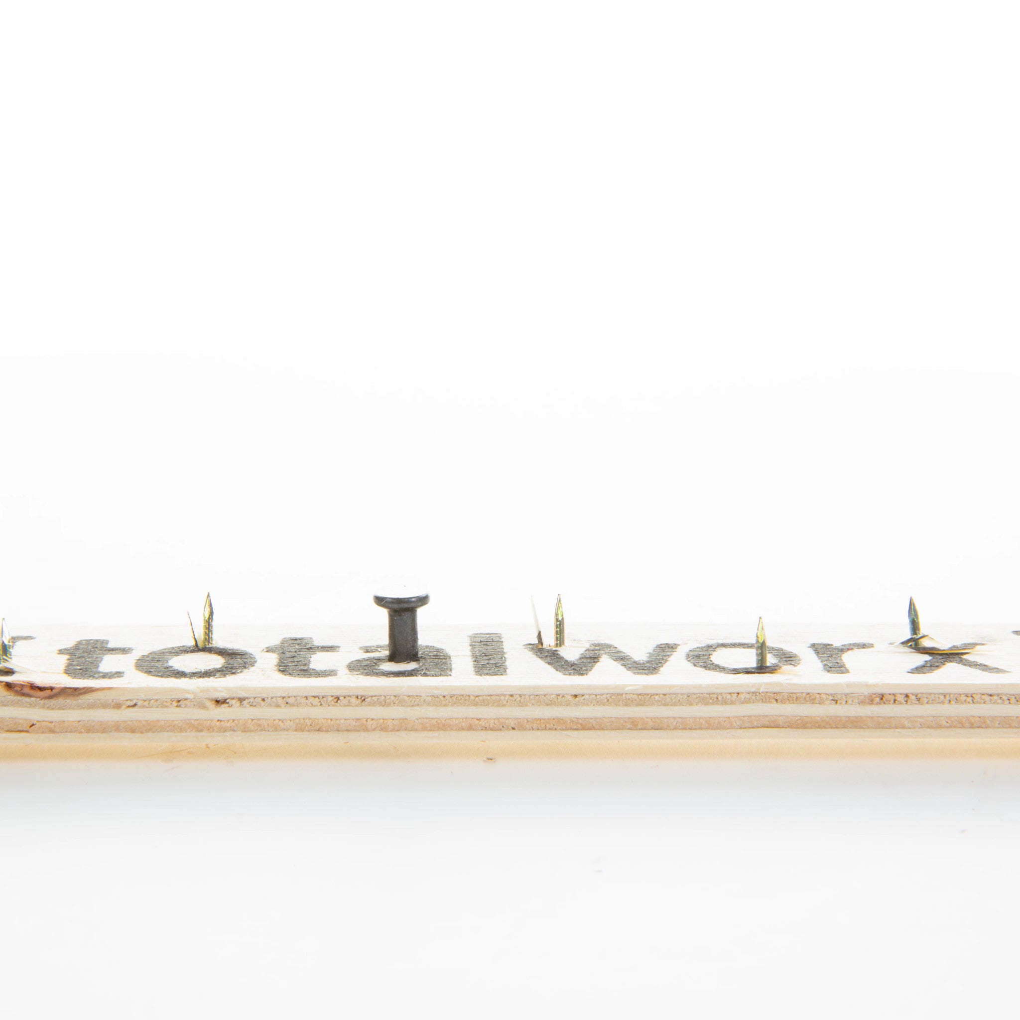 1in Concrete Tack Strips 5/8 Nail 100pc Box